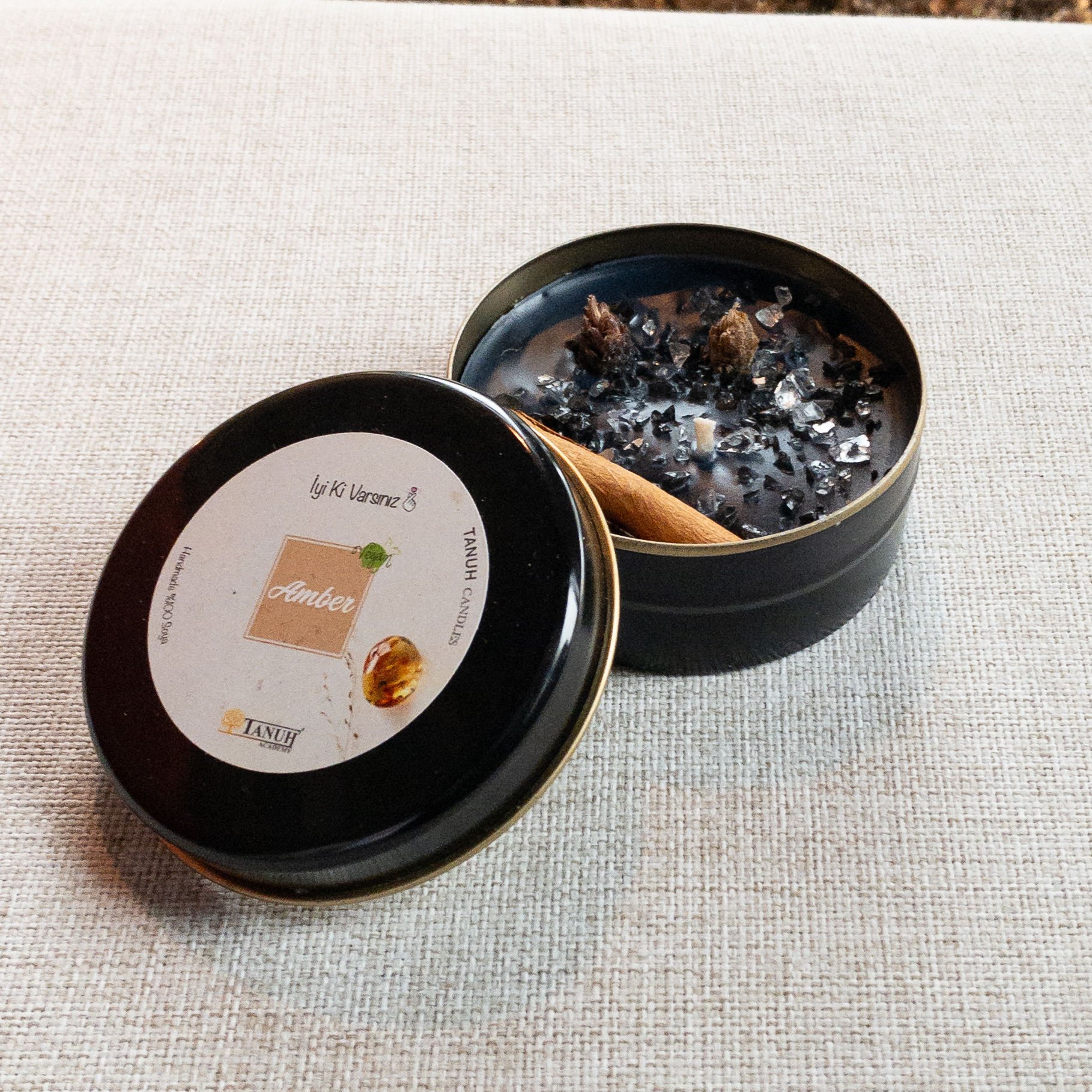 Amber Kokulu El Yapımı Özel Mum Küçük Boy