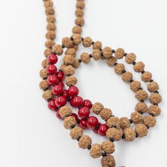 Kırmızı Akik Taşlı 108li Rudraksha Kolye (Farklı Boyutlar)