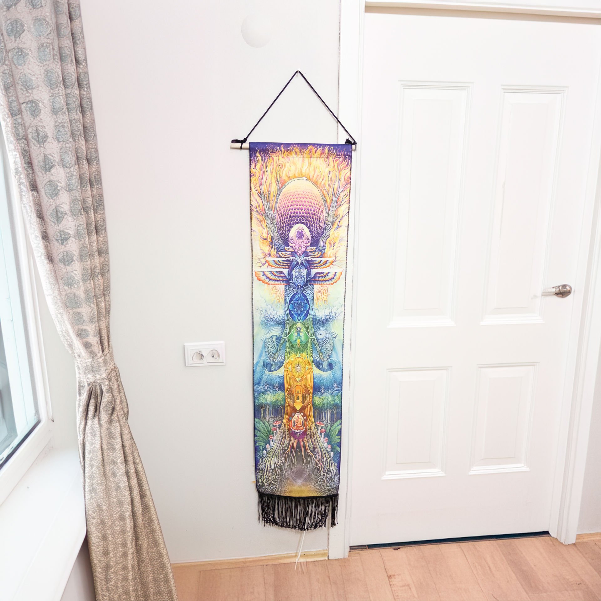 Yedi Çakra veya Buddhalı Siyah Püsküllü Dikey Duvar Asılı Goblenler Buddhalı Beyaz