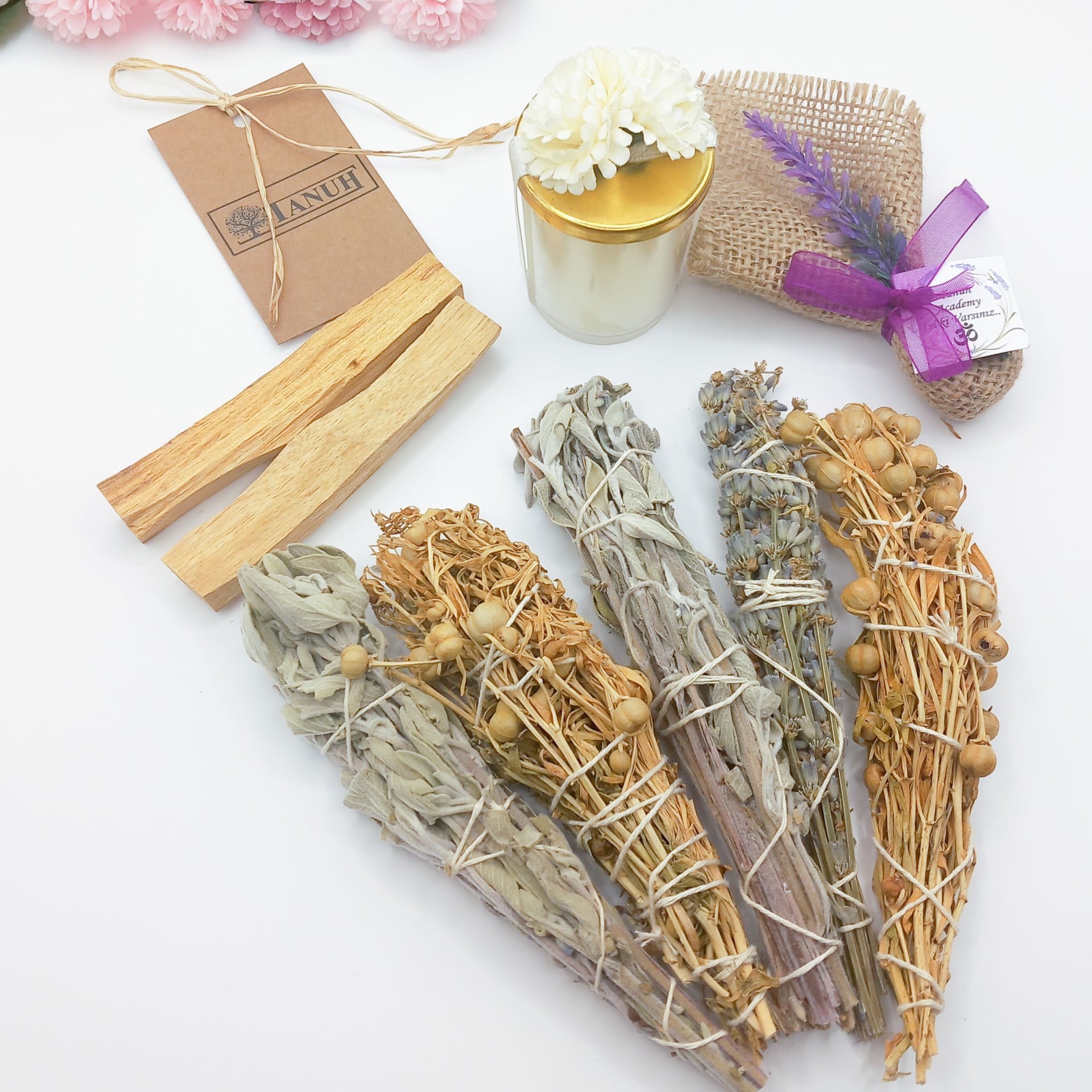 Bereket ve Arınma Seti 5 (2 Palo Santo, 2 Adaçayı, 2 Üzerlik, 1 Lavanta, 1 Mum)