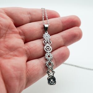 7 Çakralı Dikey veya Yatay Farkındalık Kolyesi (Altın,Gümüş renkleri)